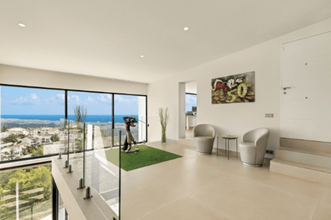 Casa de 4 Dormitorios y 5 Baños en venta en Marbella