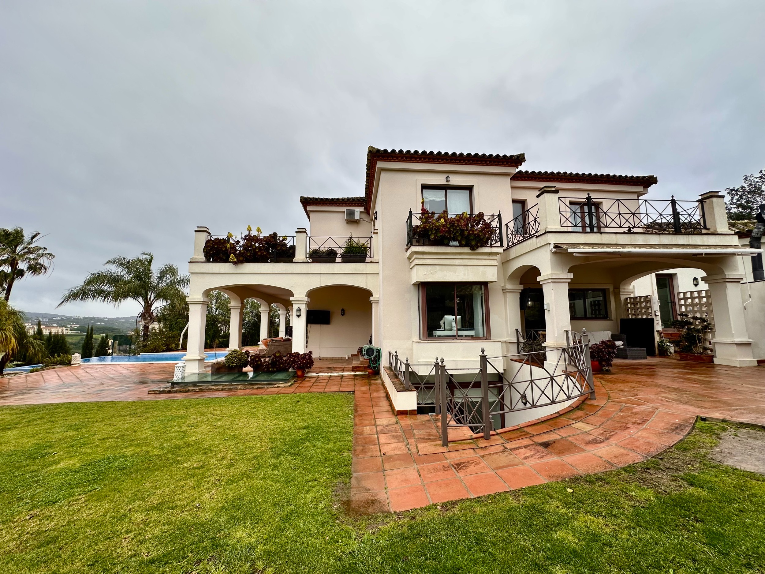 Casa de 5 Dormitorios y 4 Baños en venta en Sotogrande