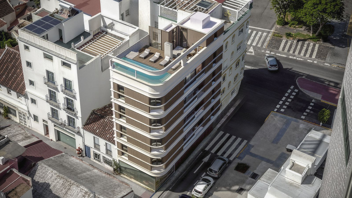 Ático de 2 Dormitorios en venta en Estepona
