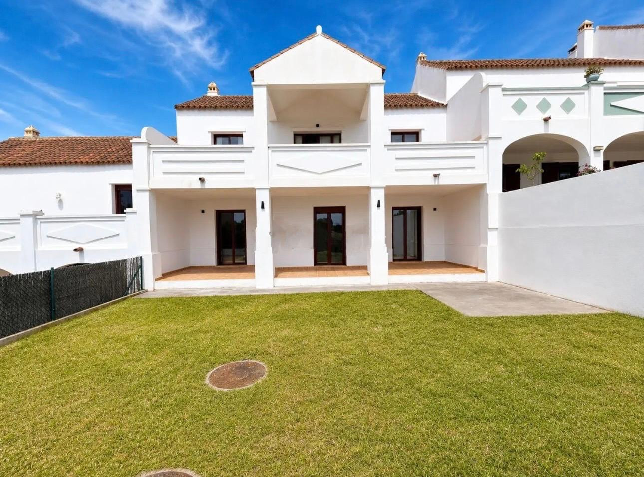 Casa de 3 Dormitorios y 3 Baños en venta en Casares