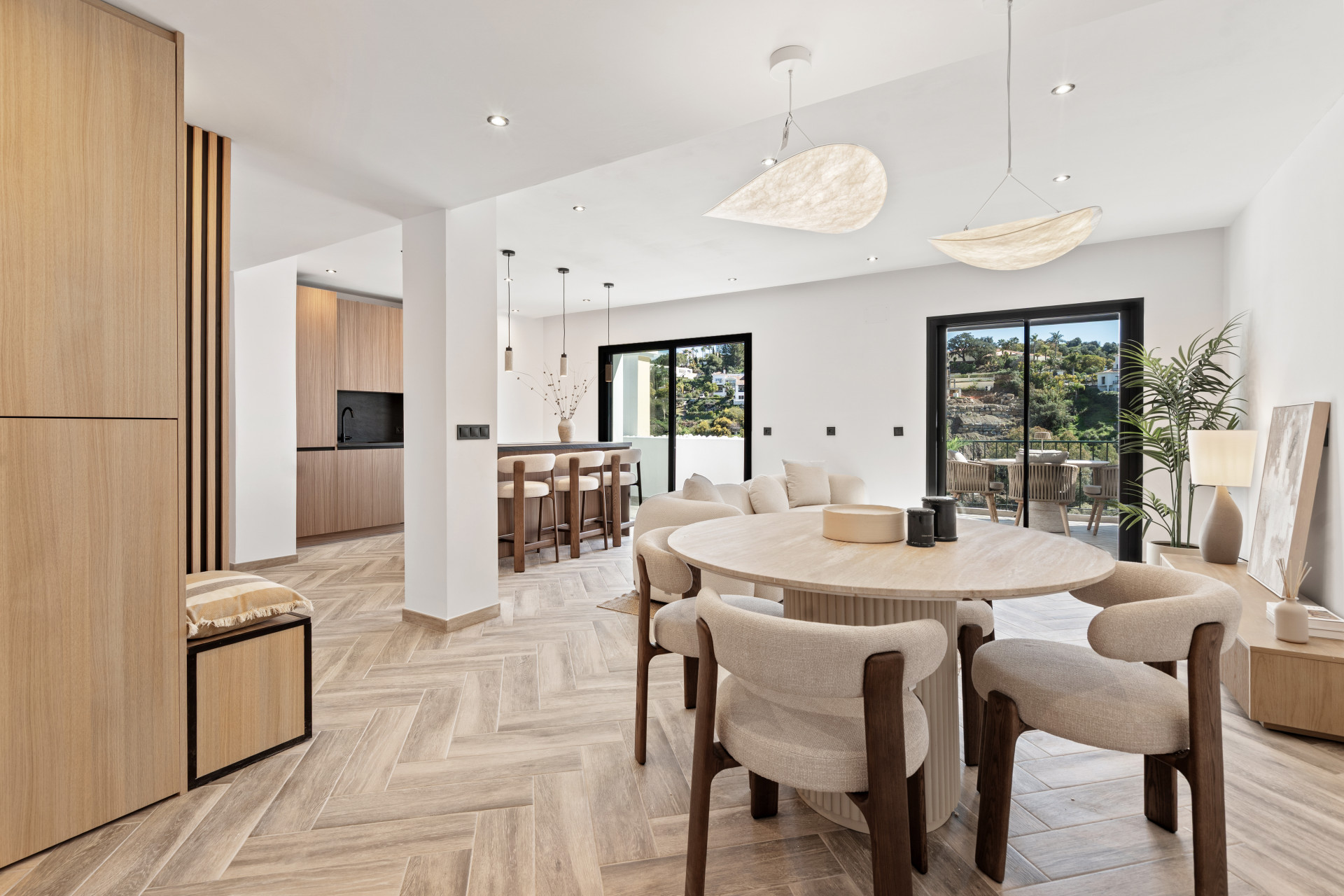 Ático de 3 Dormitorios y 3 Baños en venta en Benahavís