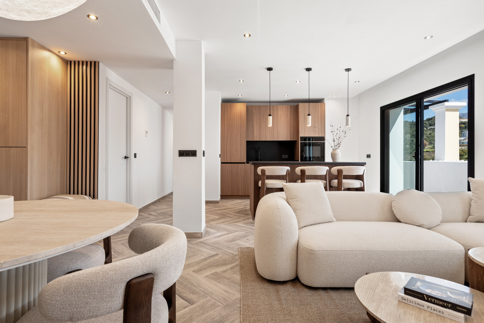 Ático de 3 Dormitorios y 3 Baños en venta en Benahavís