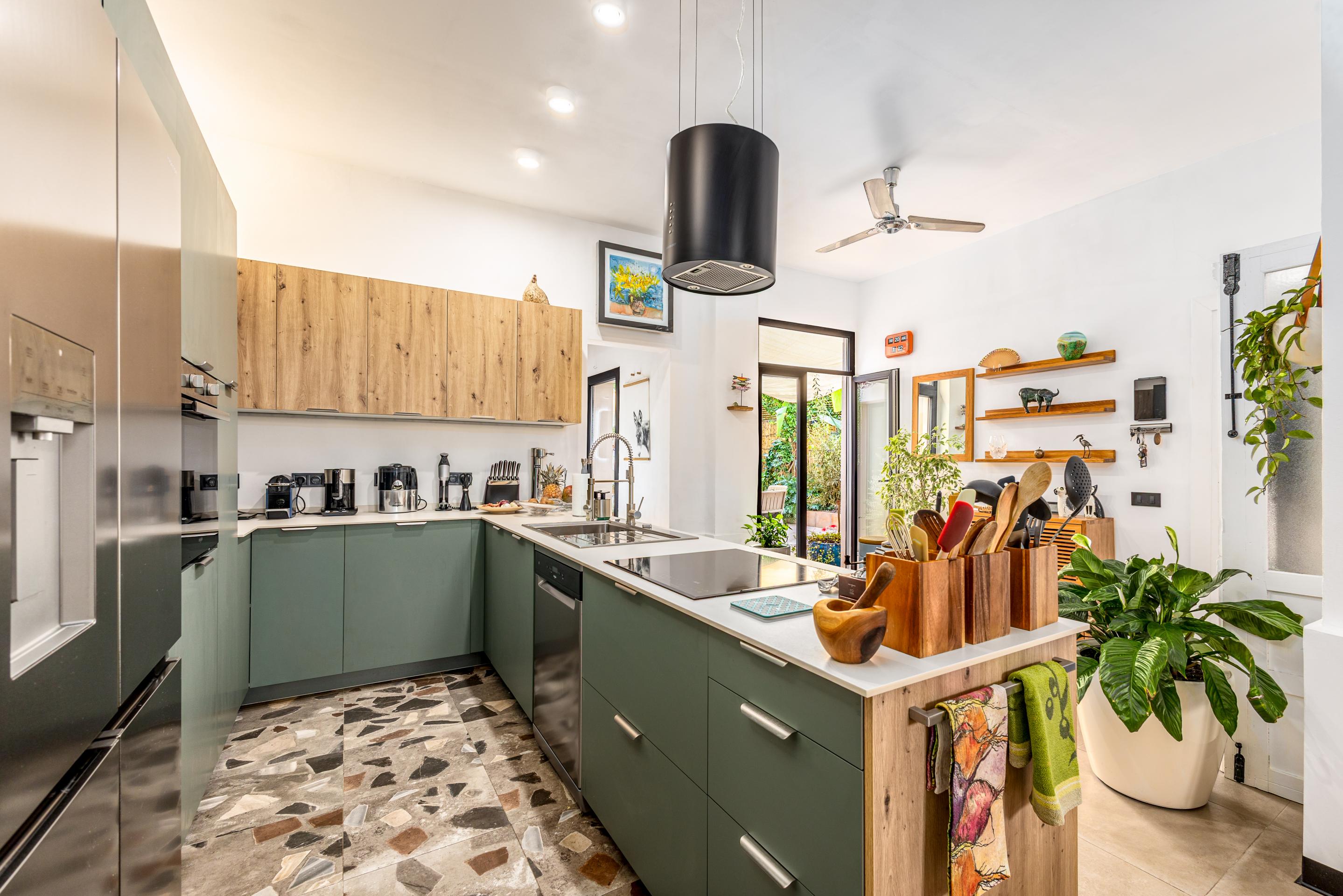 Casa de 4 Dormitorios y 3 Baños en venta en Ciudad Jardín, Málaga