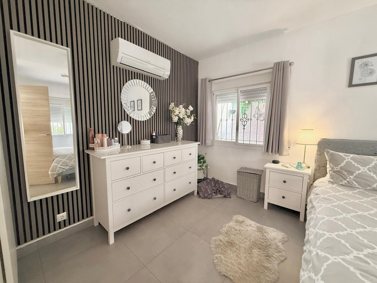 Casa de 3 Dormitorios y 2 Baños en venta en Benalmádena