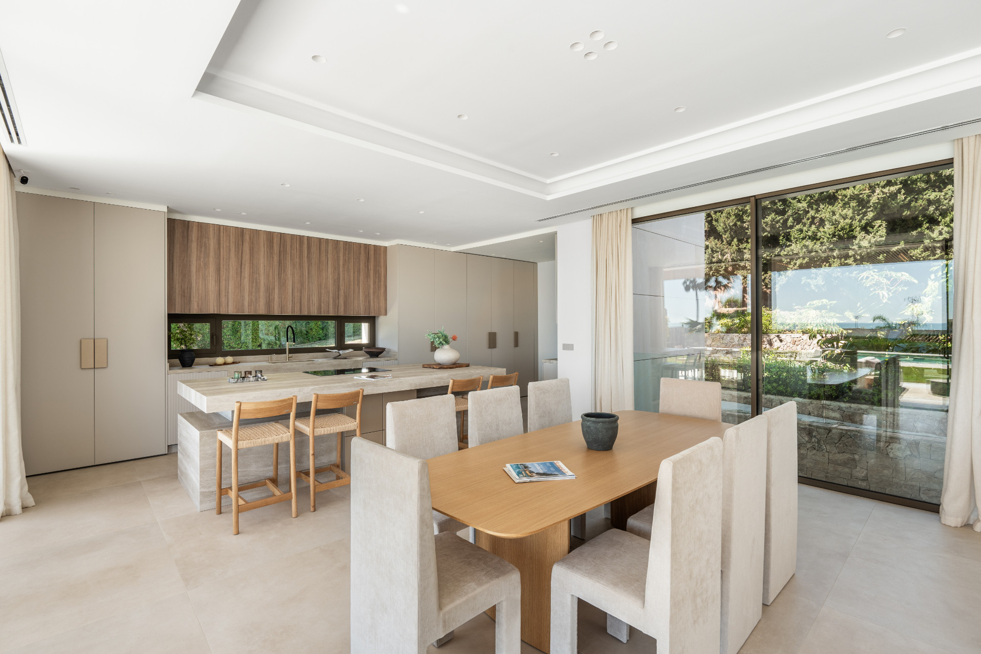 Casa de 5 Dormitorios en venta en Málaga