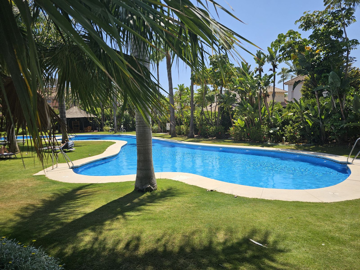 Piso de 3 Dormitorios y 2 Baños en venta en Puerto Banús
