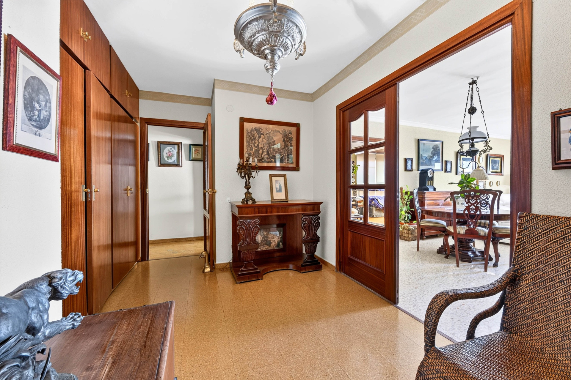 5 спални, 4 бани - Апартамент за продажба в Malaga East