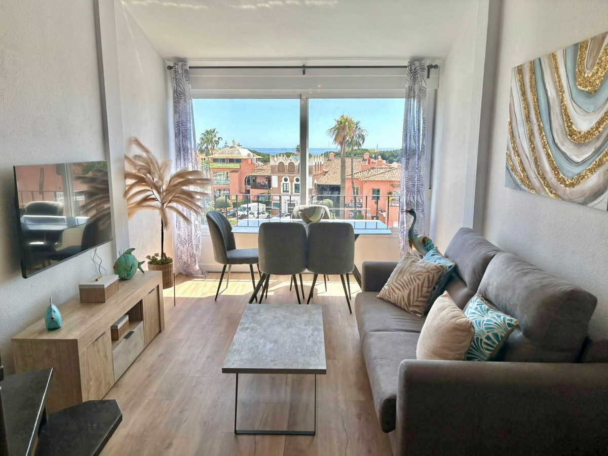 Piso de 1 Dormitorio en venta en Calahonda