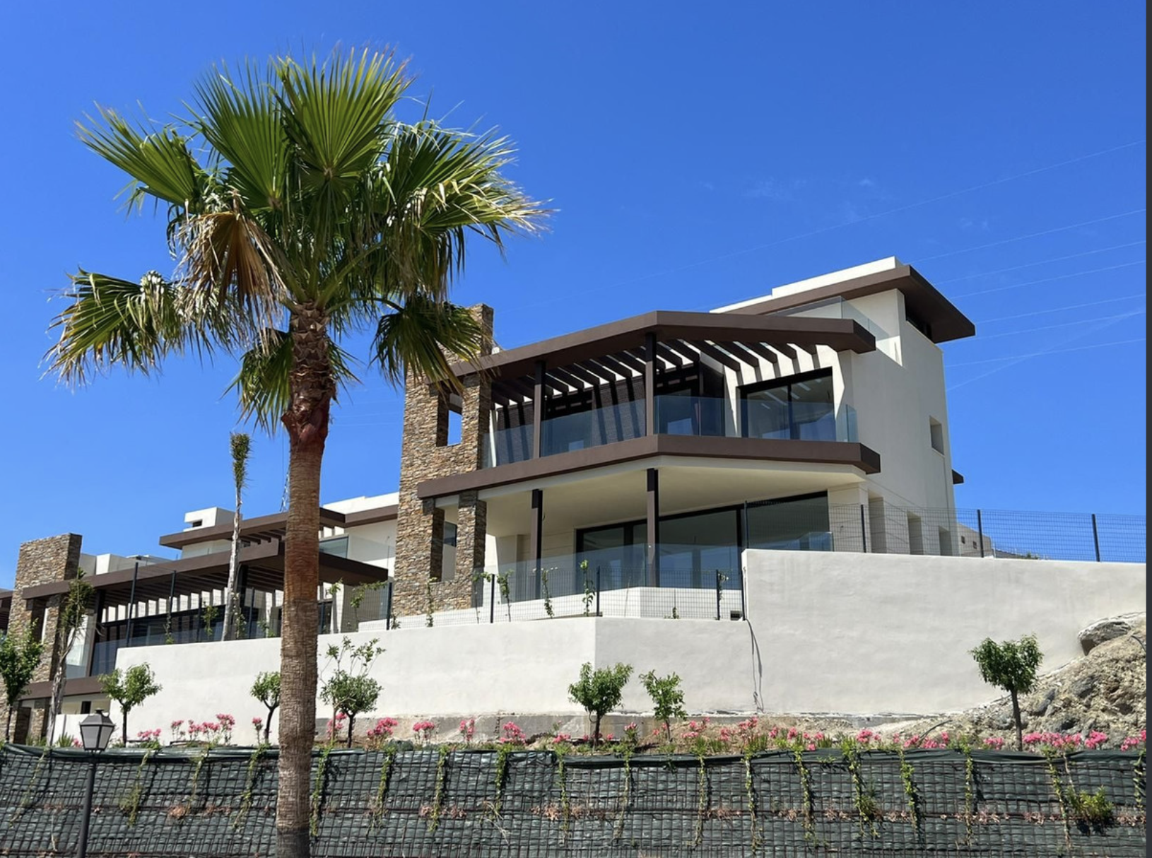 4 спални, 4 бани - Вила за продажба в Benahavis Pueblo