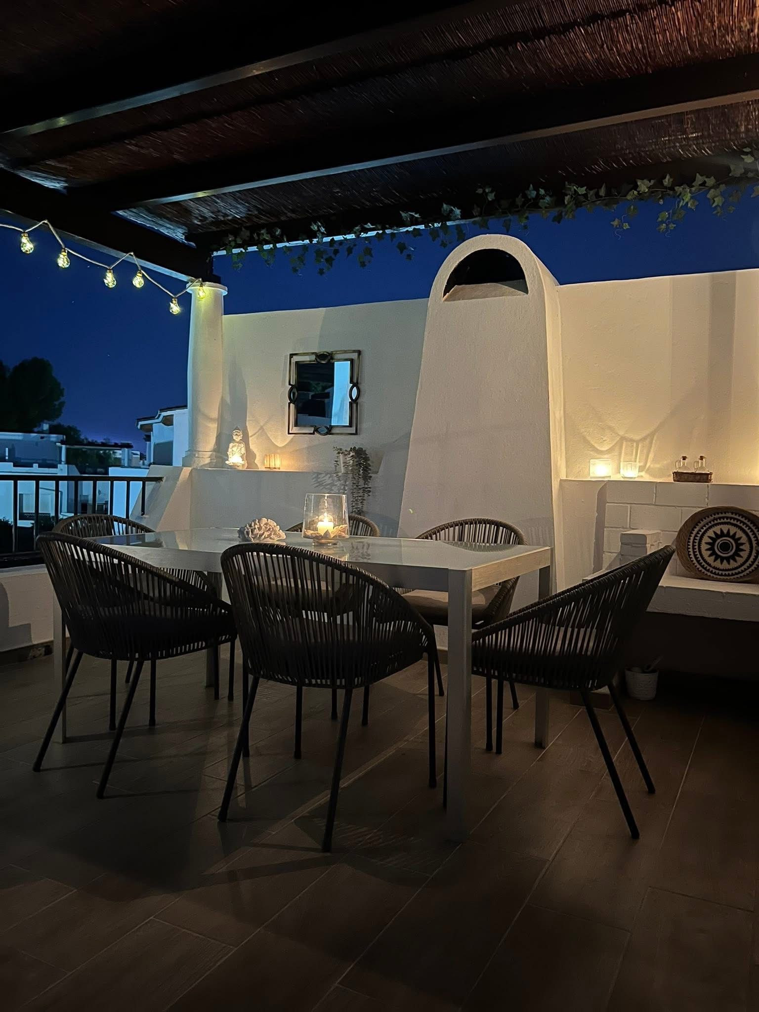 Casa Adosada de 3 Dormitorios en venta en Nueva Andalucía, Marbella