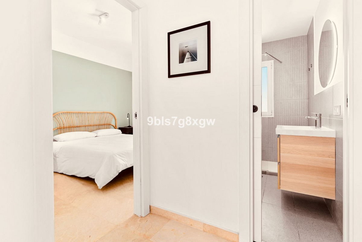 Piso de 1 Dormitorio y 1 Baño en alquiler en El Paraíso, Estepona