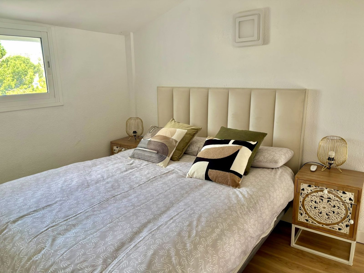 Piso de 1 Dormitorio en venta en Calahonda