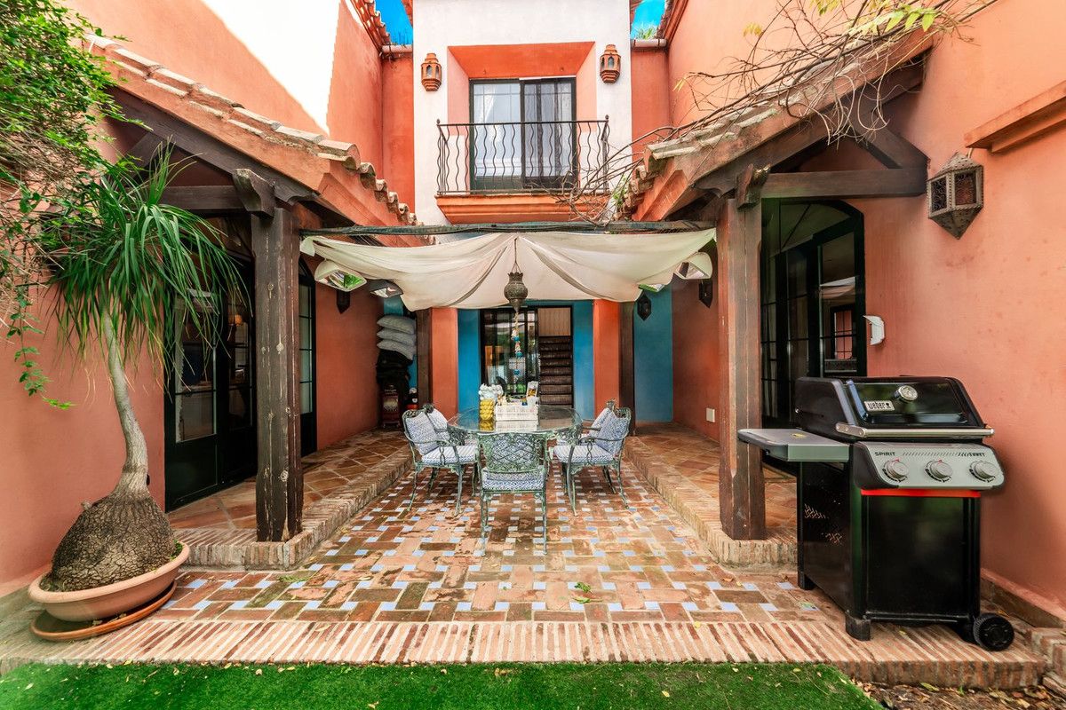 3 Bed, 3 Bath - Villa Holiday Rental in Guadalmina Baja, San Pedro de Alcántara