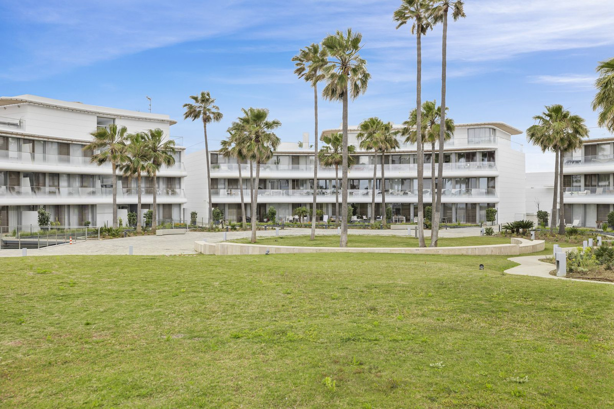 Piso de 2 Dormitorios en venta en Estepona