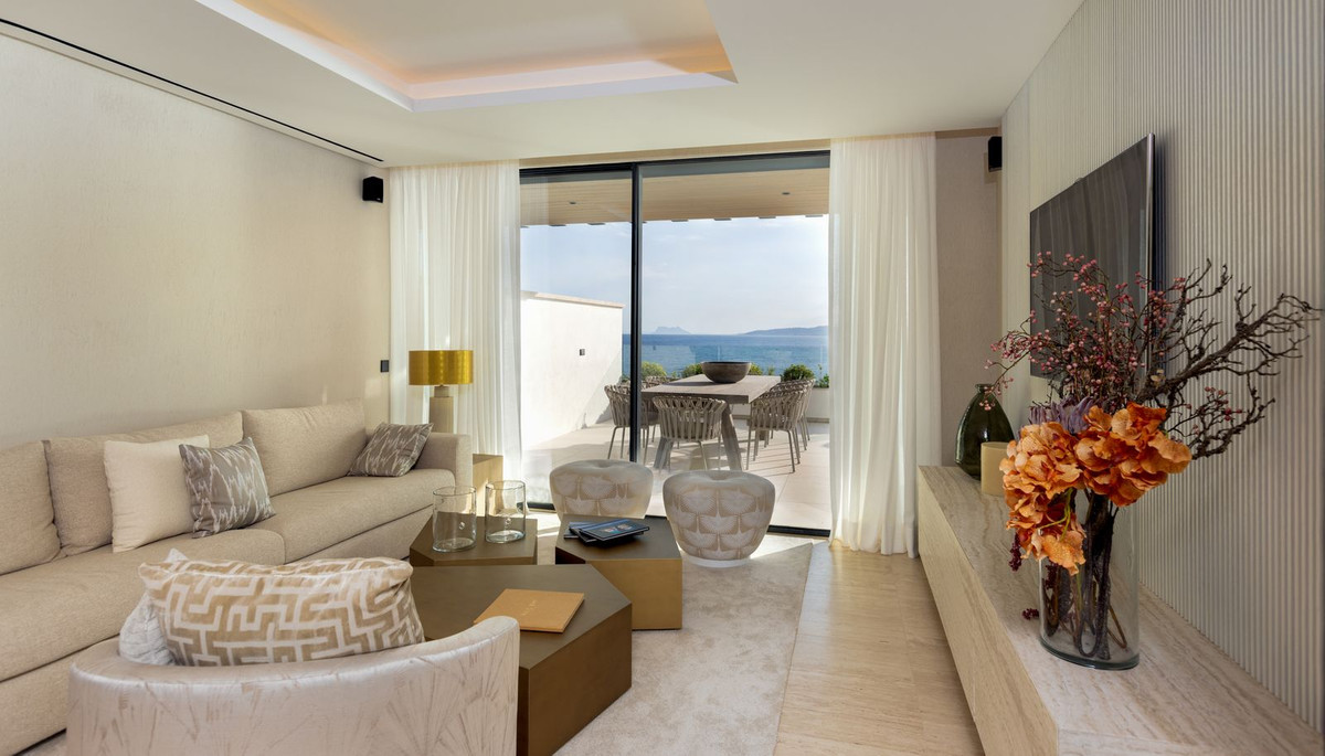 Casa de 3 Dormitorios y 3 Baños en venta en Estepona