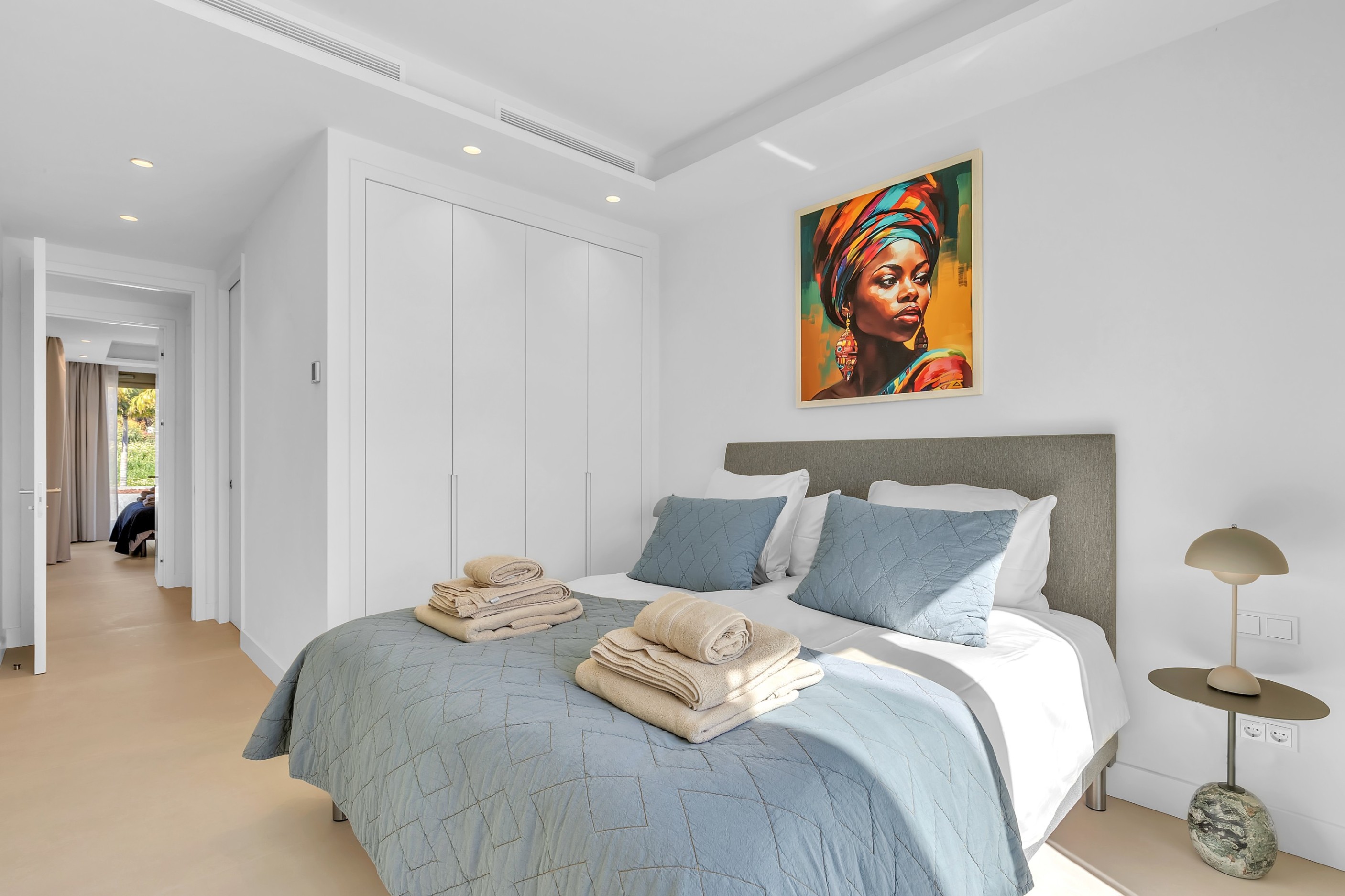 3 Bed, 3 Bath - Apartment for Sale in Marbella Golden Mile