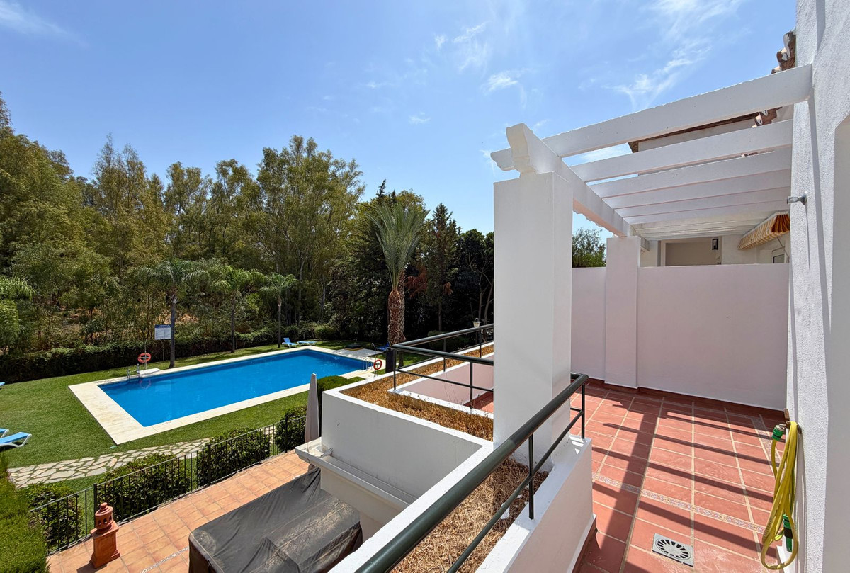 Ático de 2 Dormitorios en venta en Nueva Andalucía, Marbella