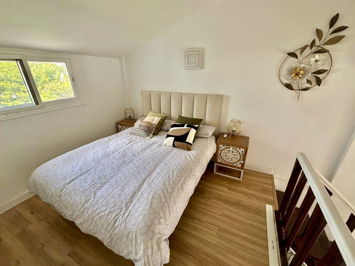 Piso de 1 Dormitorio en venta en Calahonda