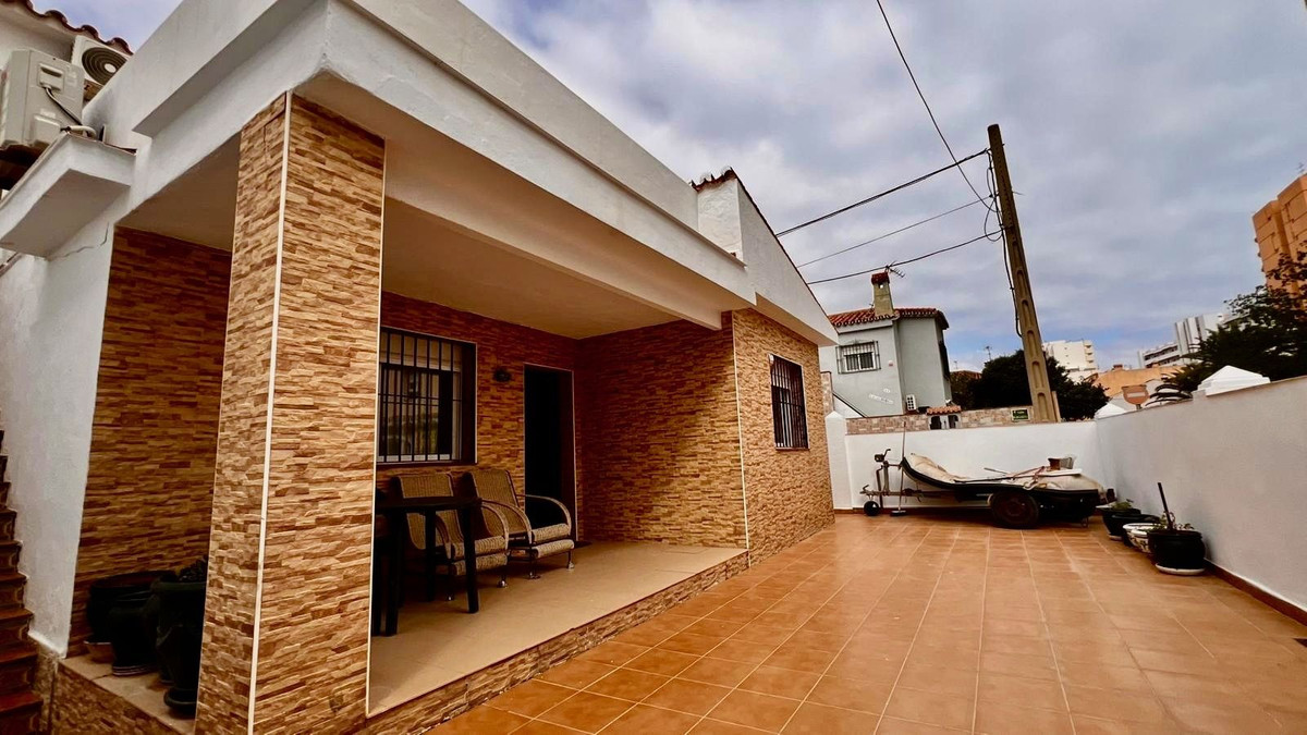 Casa de 5 Dormitorios en venta en Fuengirola
