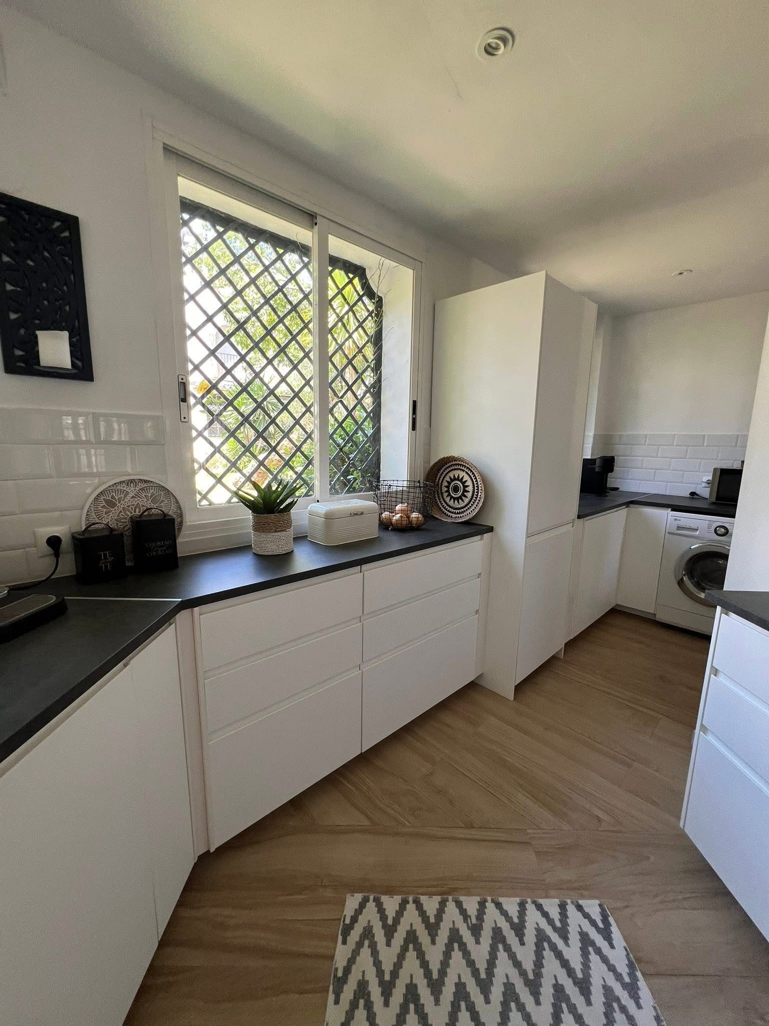Casa Adosada de 3 Dormitorios en venta en Nueva Andalucía, Marbella
