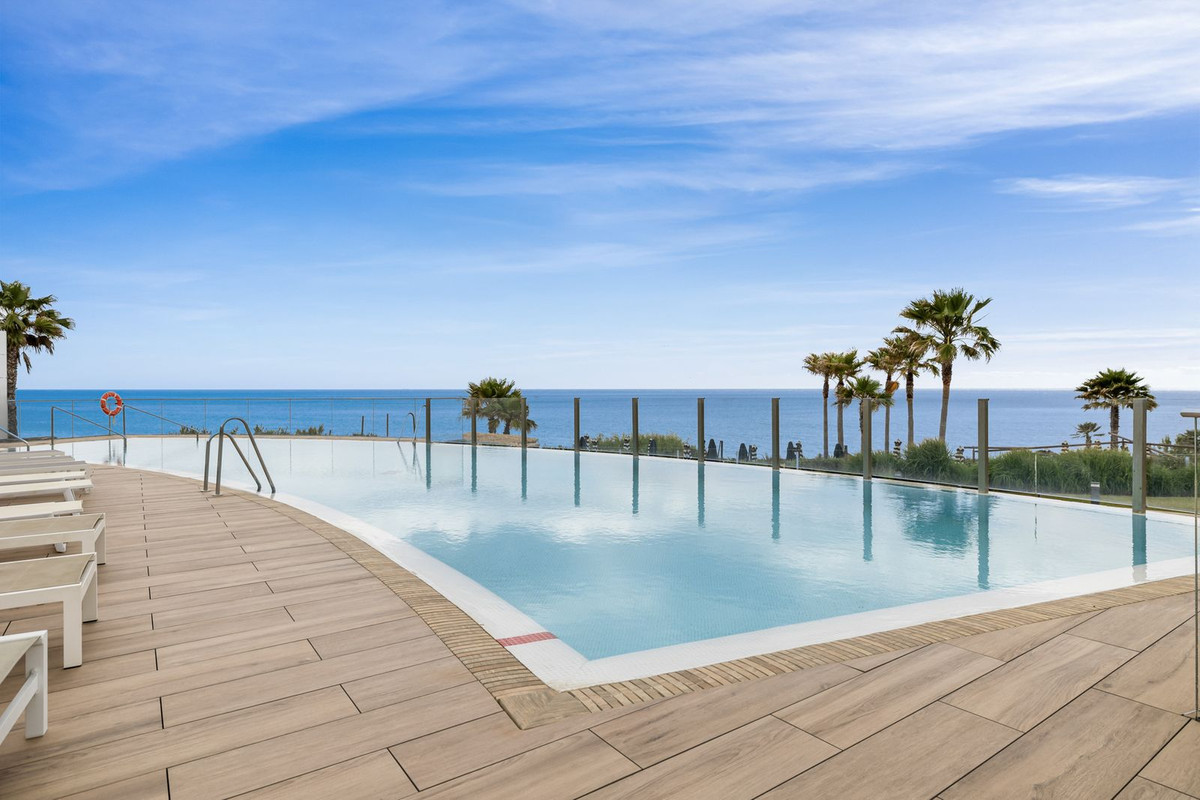 Piso de 2 Dormitorios en venta en Estepona