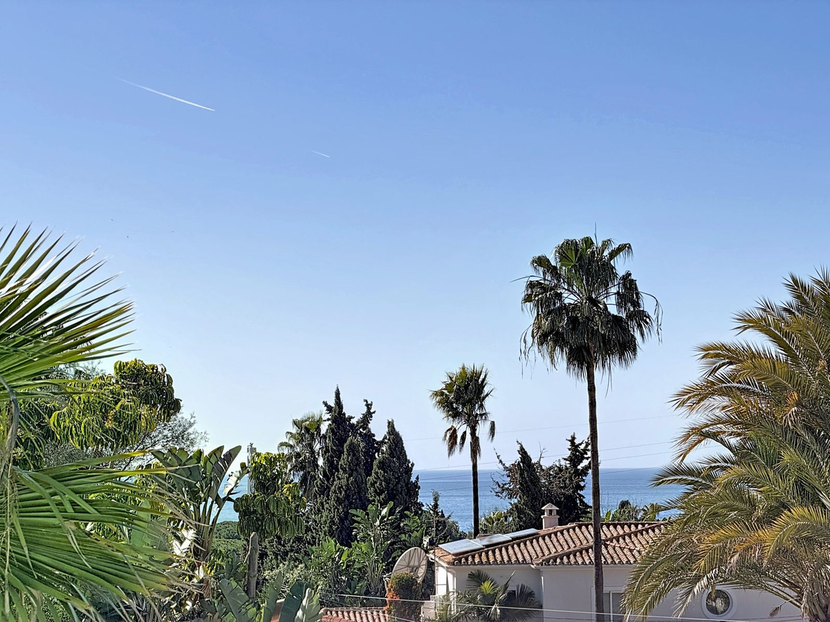 5 спални - Вила за продажба в Nagueles, Marbella
