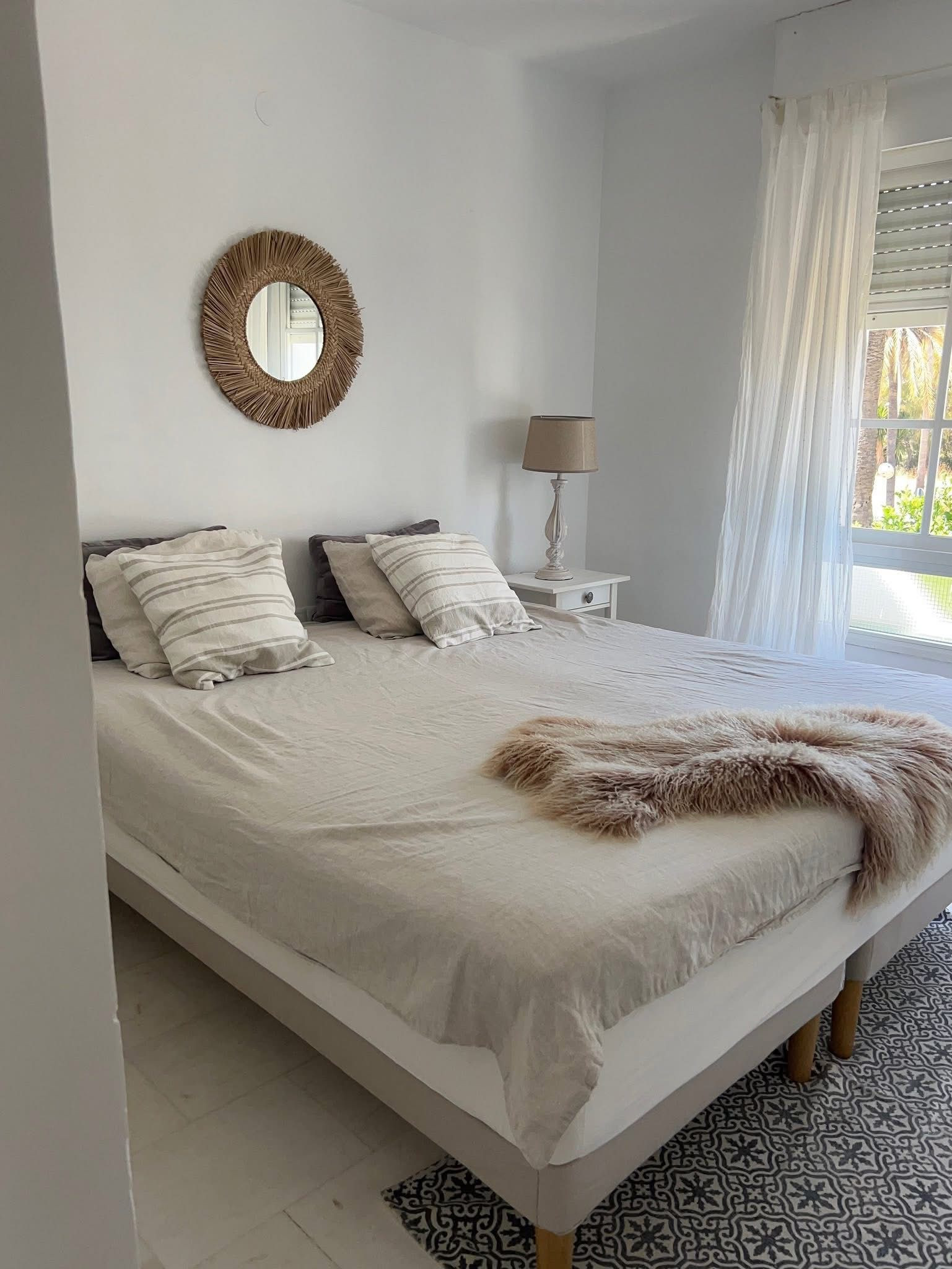 Casa Adosada de 3 Dormitorios en venta en Nueva Andalucía, Marbella