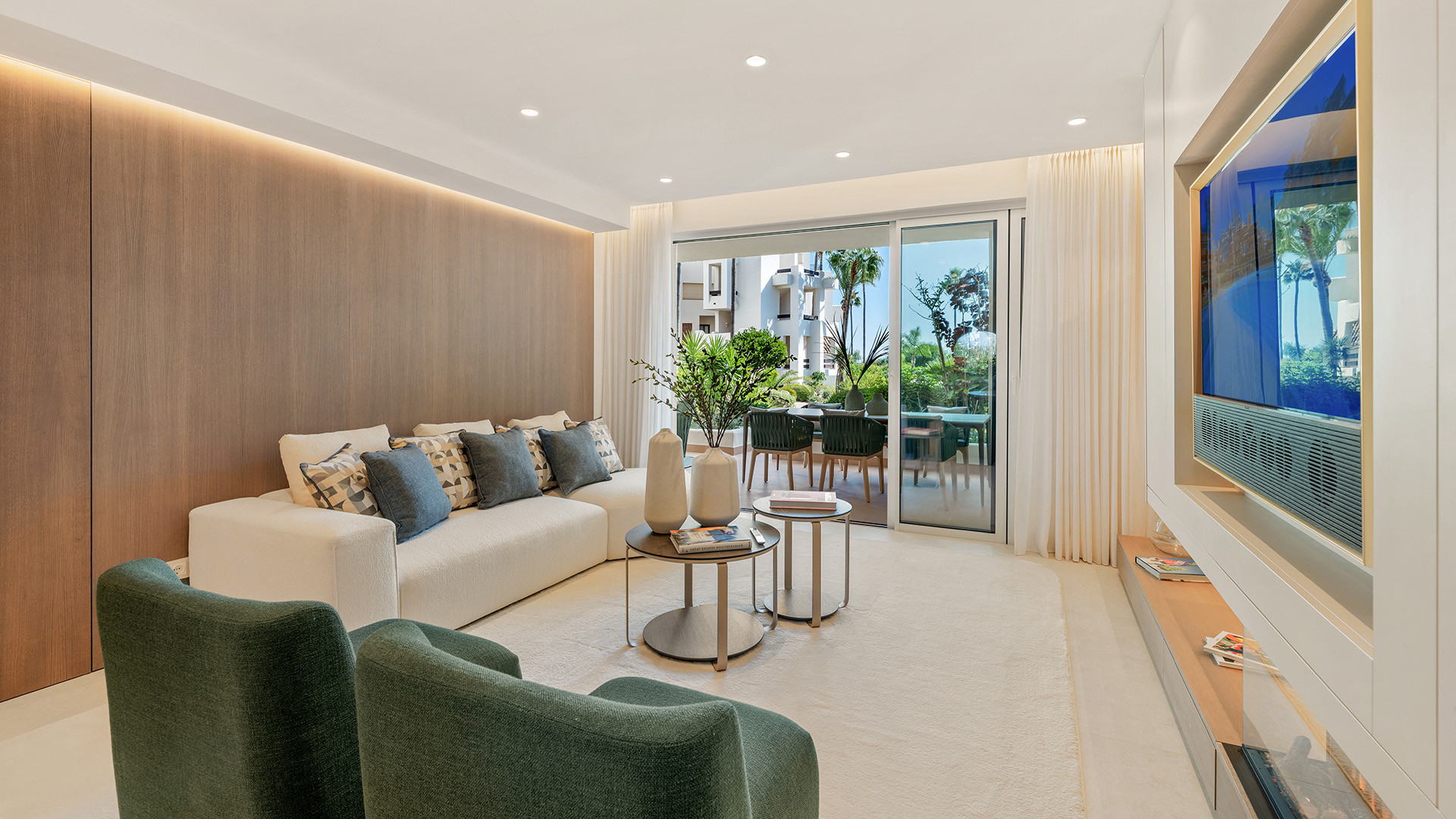 Piso de 3 Dormitorios y 2 Baños en venta en Estepona