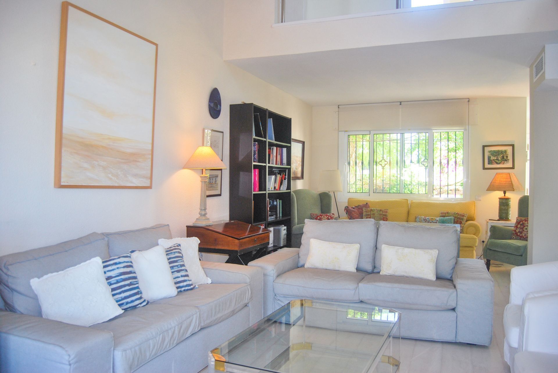 6 Bed, 4 Bath - Townhouse for Sale in Nueva Andalucia, Marbella