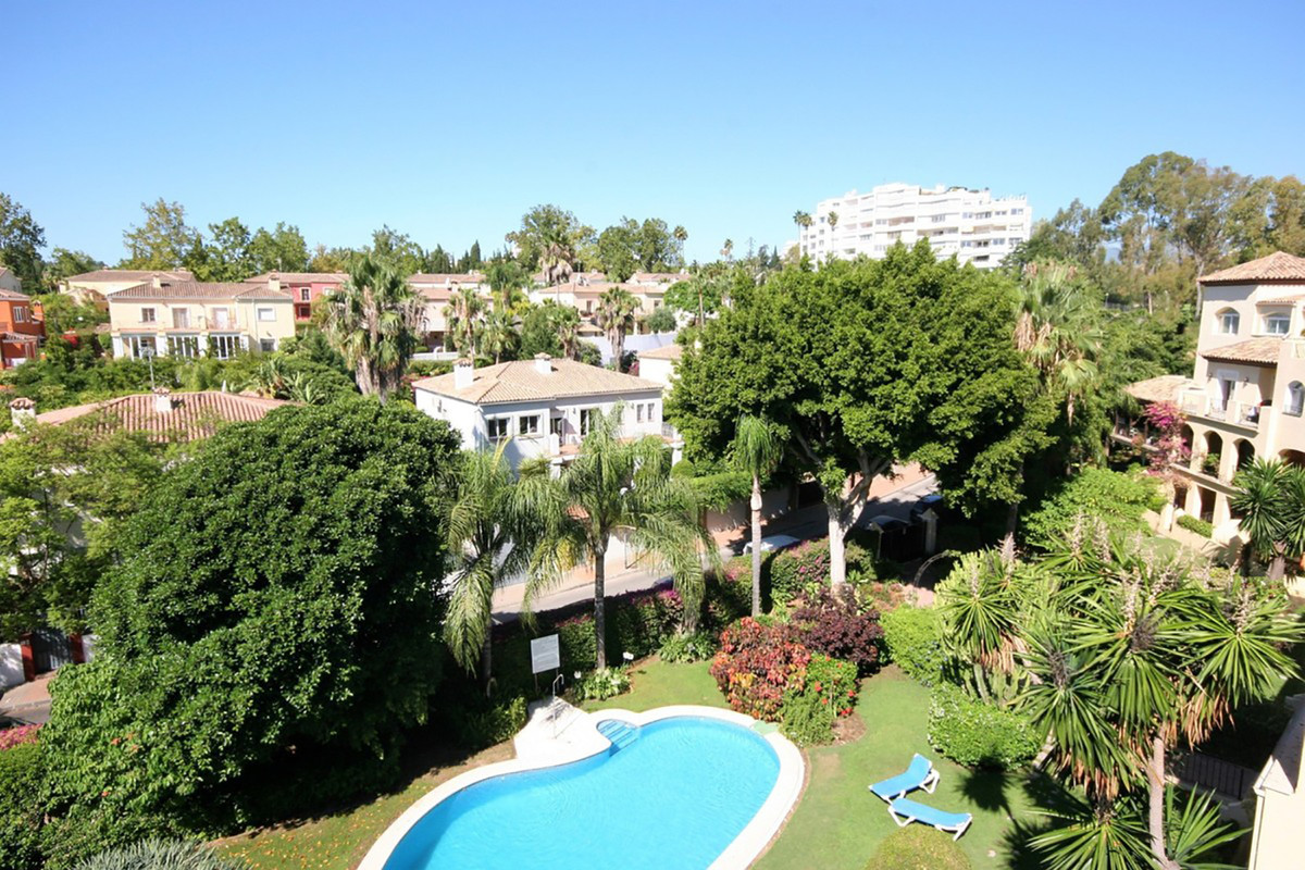 Ático de 3 Dormitorios en venta en Guadalmina Alta, San Pedro de Alcántara