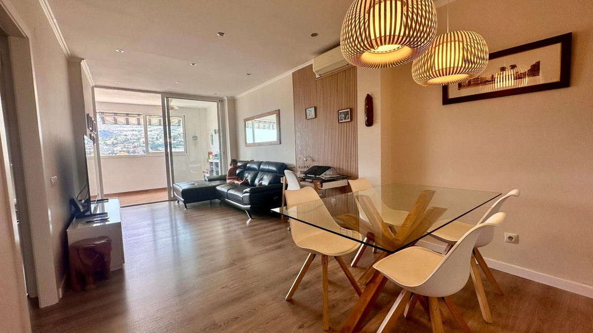 Piso de 2 Dormitorios y 2 Baños en venta en Benalmádena