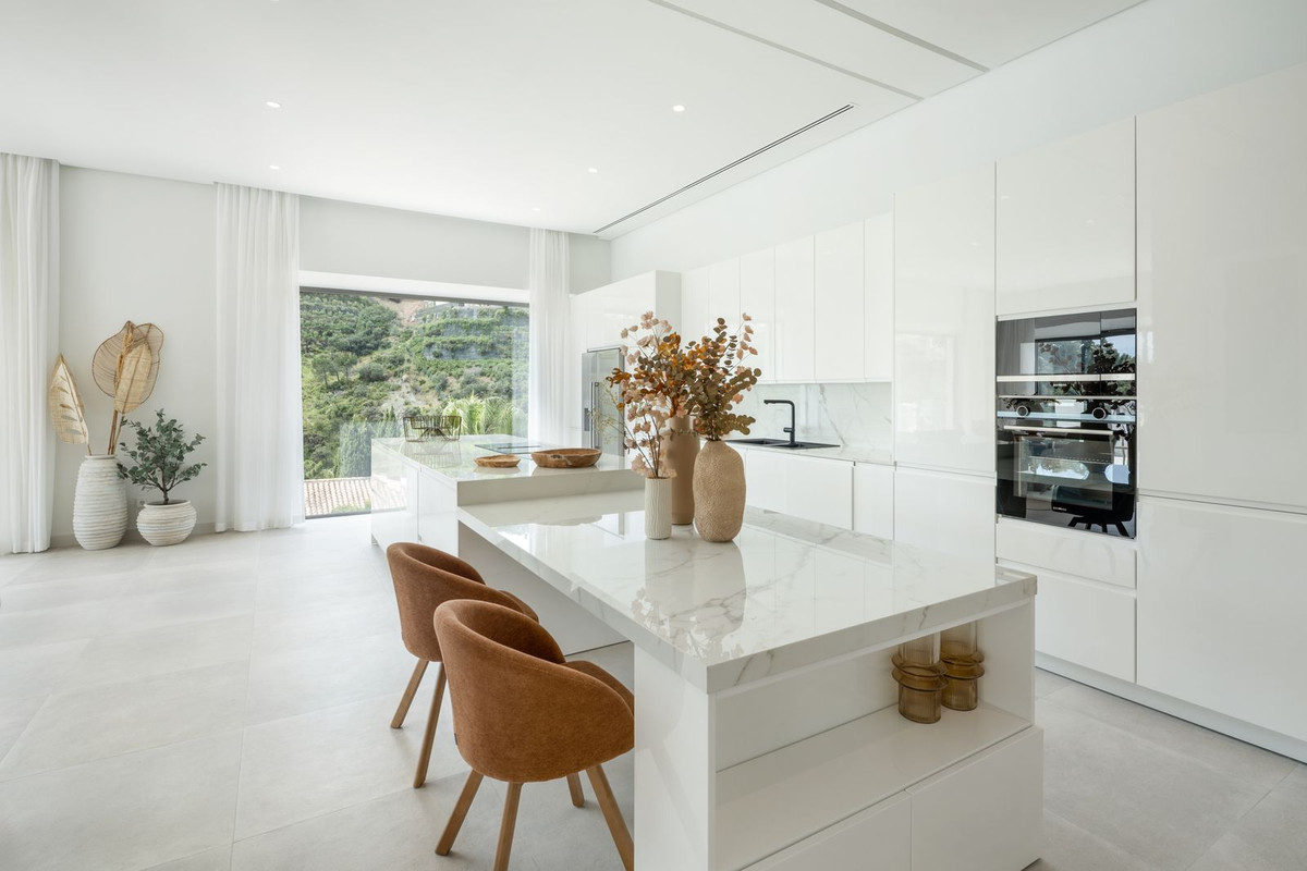 Casa de 5 Dormitorios y 7 Baños en venta en Benahavís