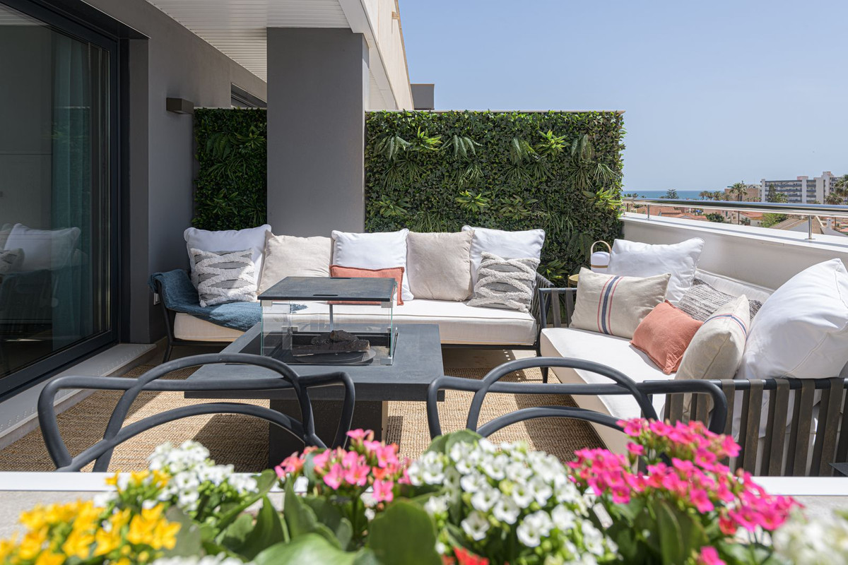 4 Bed - Penthouse for Sale in Torremolinos