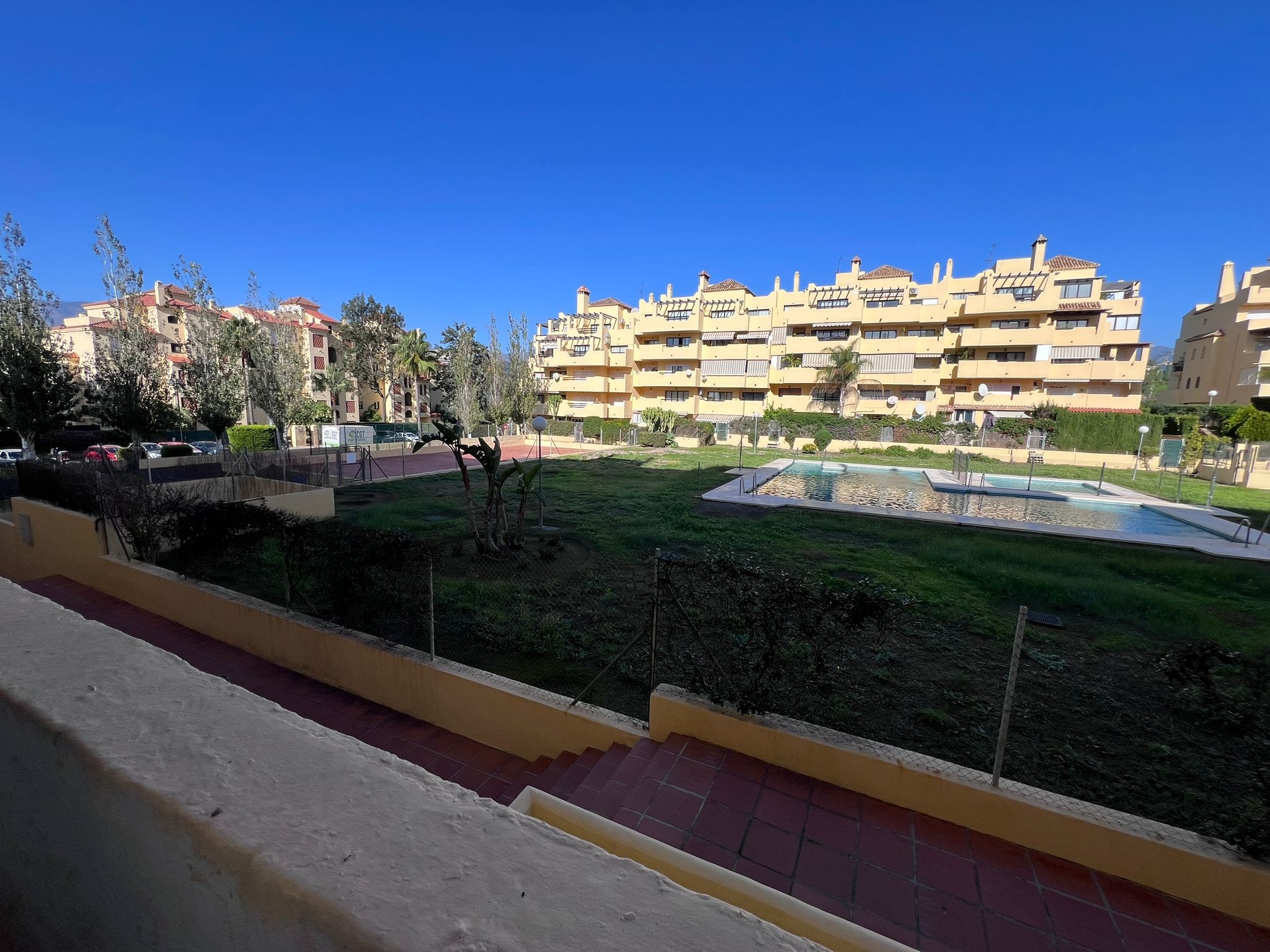 Piso de 3 Dormitorios y 2 Baños en venta en Nueva Milla de Oro, Estepona