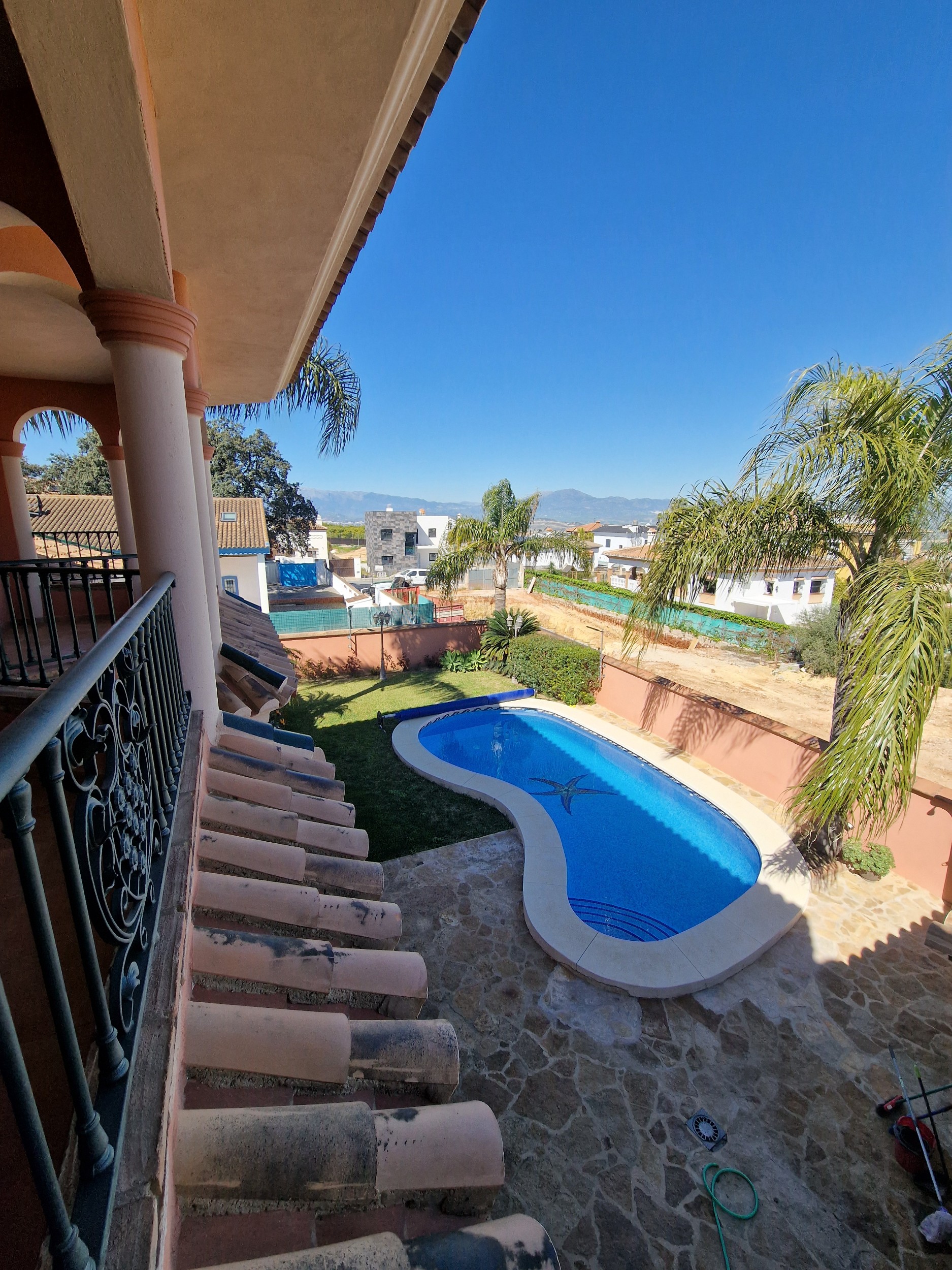 Casa de 6 Dormitorios en venta en Alhaurin el Grande