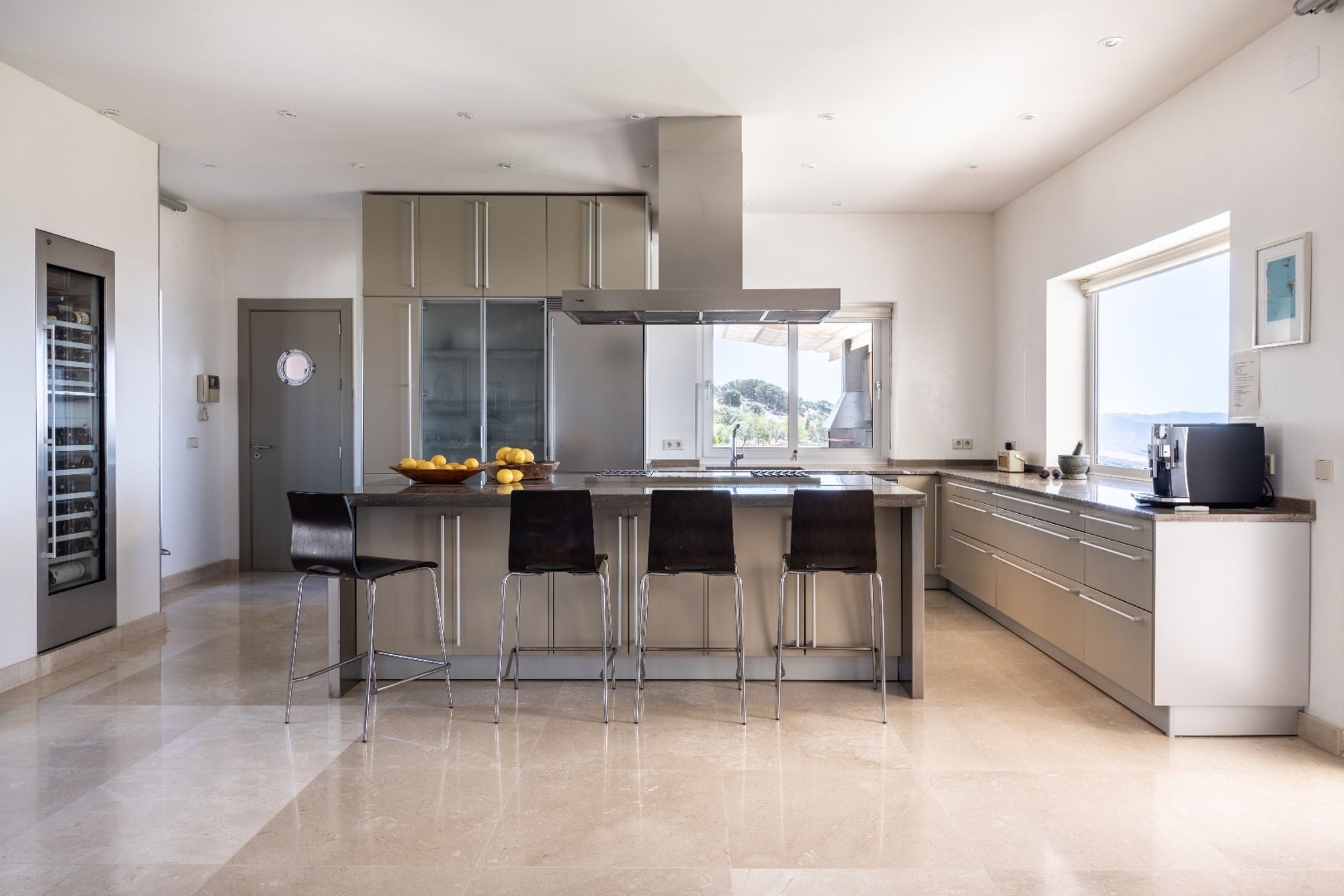 Casa de 5 Dormitorios en venta en Antequera