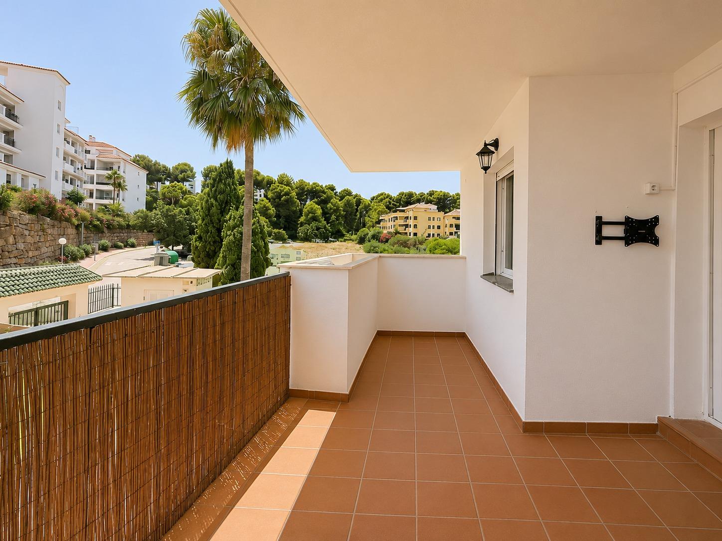 Piso de 3 Dormitorios y 2 Baños en venta en Riviera del Sol, Mijas