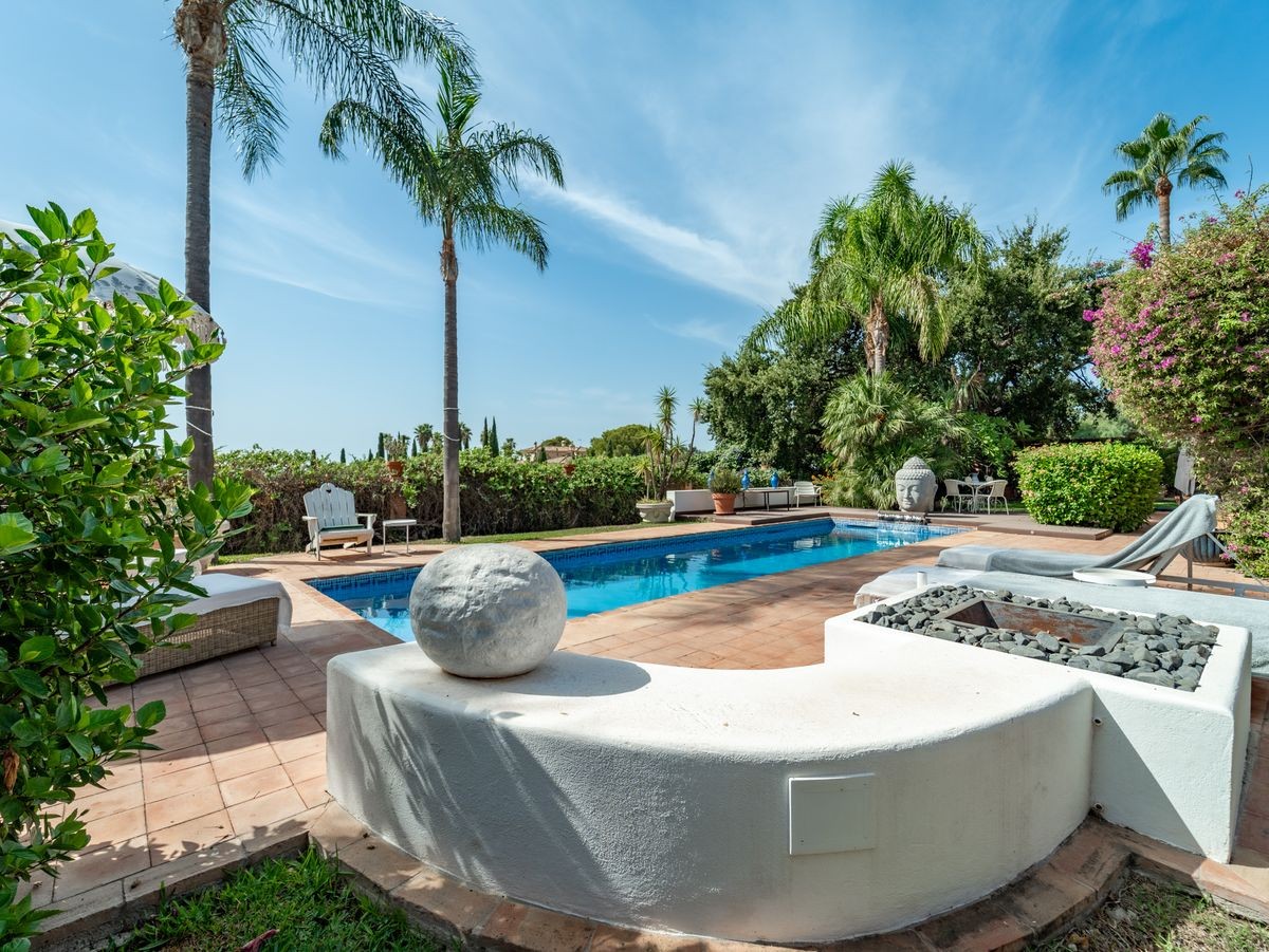 4 Bed - Villa for Rent in San Pedro de Alcántara