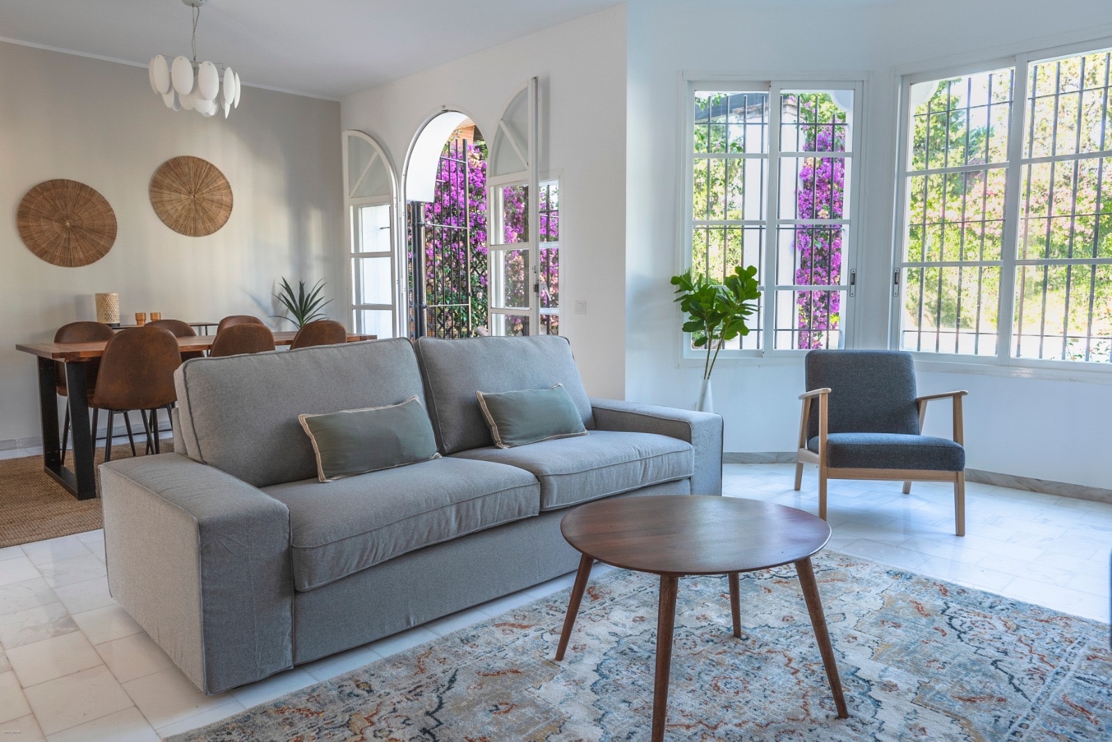 Casa Adosada de 3 Dormitorios en alquiler vacacional en Nueva Andalucía, Marbella