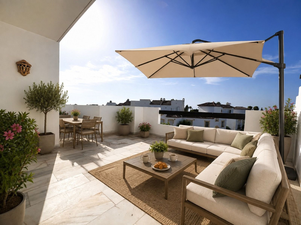 Piso de 2 Dormitorios en venta en Estepona