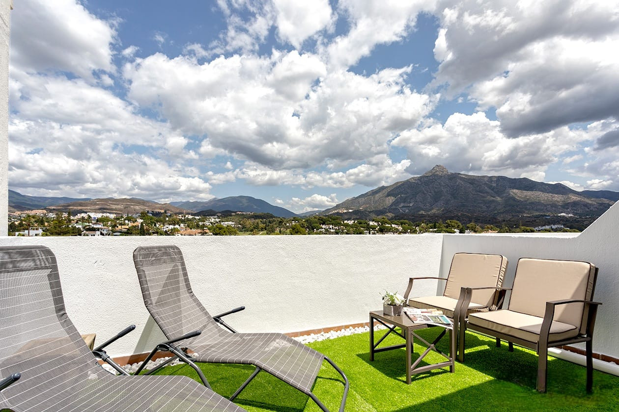 Casa de 3 Dormitorios y 2 Baños en venta en Nueva Andalucía, Marbella