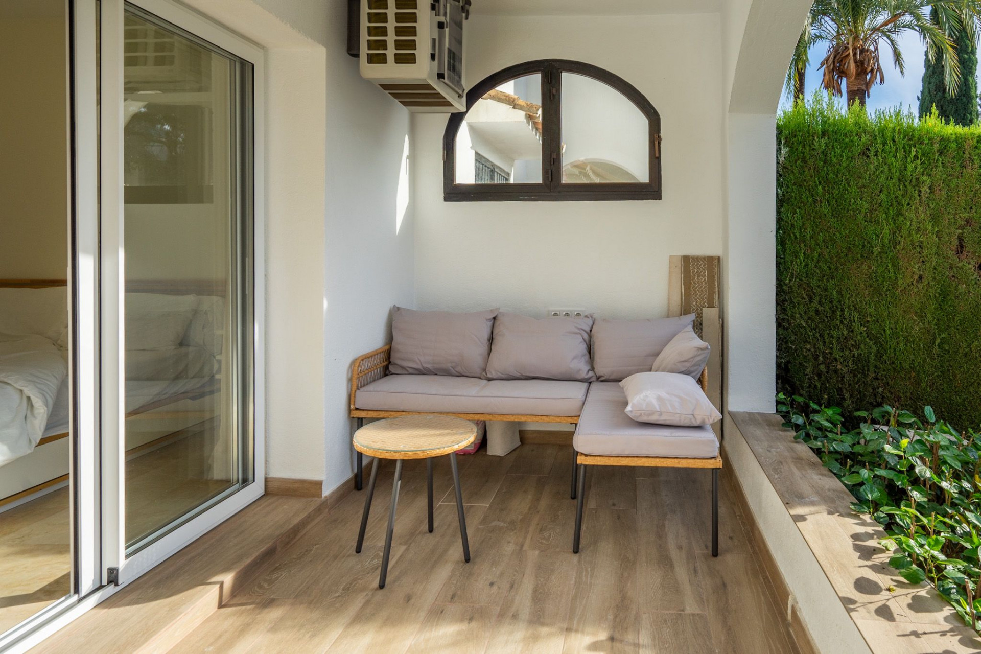 Piso de 2 Dormitorios en venta en Milla de Oro, Marbella
