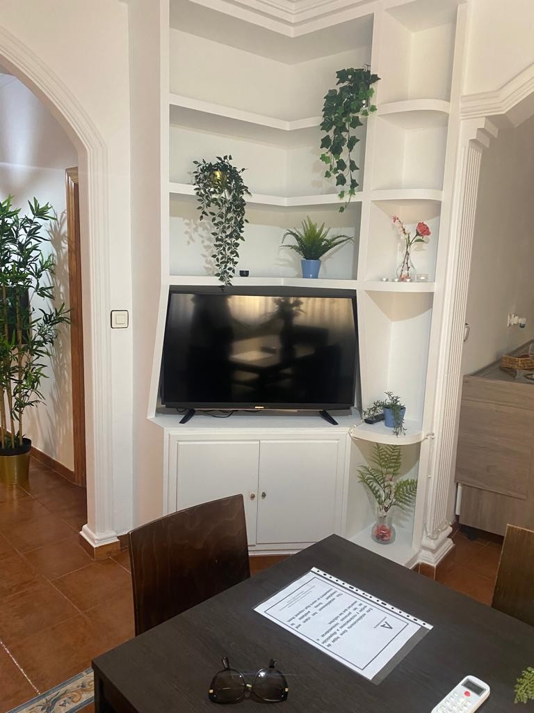 12 Slaapk., 5 Badk. - Rijwoning te koop in Almeria