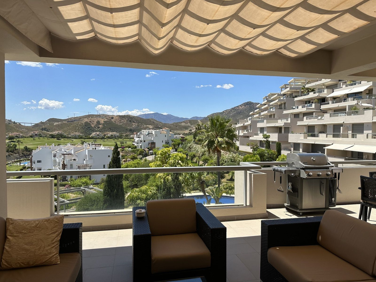 Piso de 3 Dormitorios y 3 Baños en venta en Benahavís