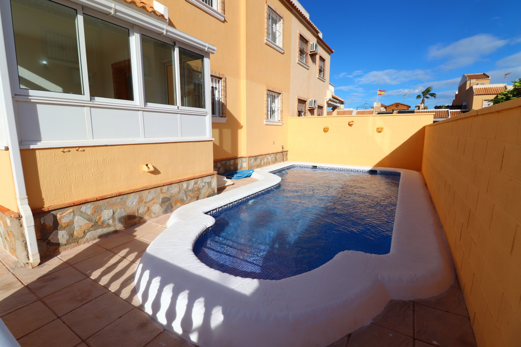 Casa de 3 Dormitorios y 2 Baños en venta en Torrevieja