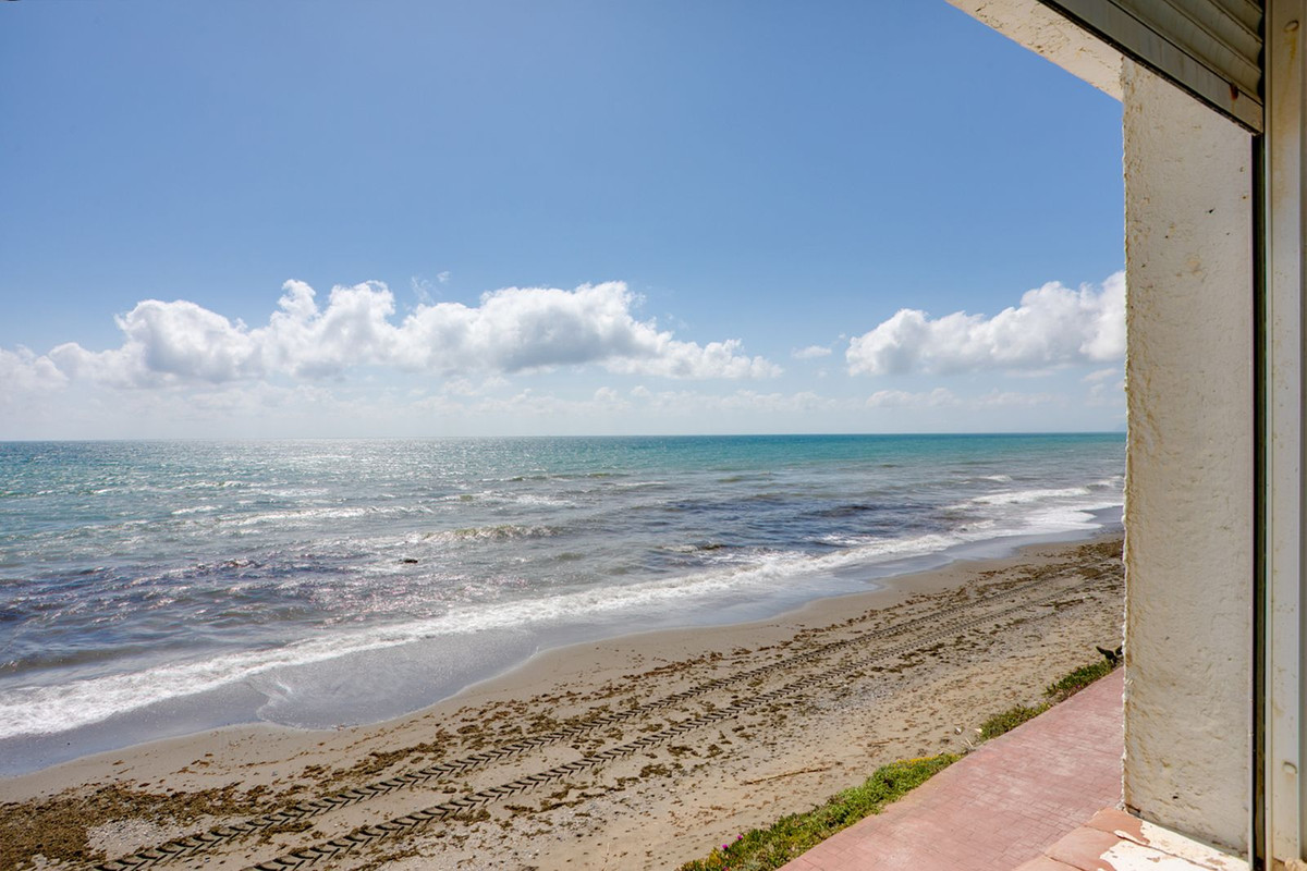 Casa de 3 Dormitorios en venta en Estepona
