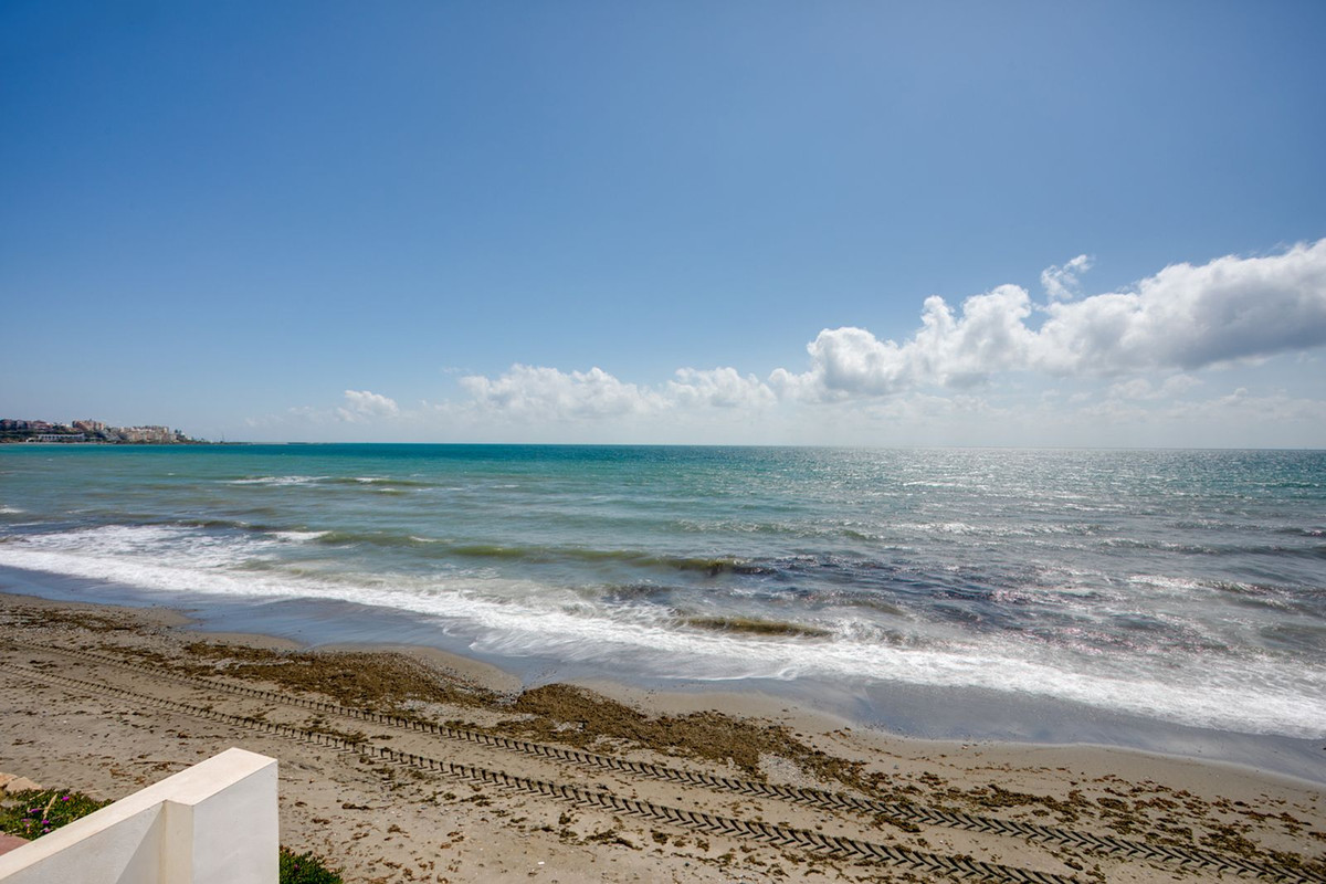 Casa de 3 Dormitorios en venta en Estepona