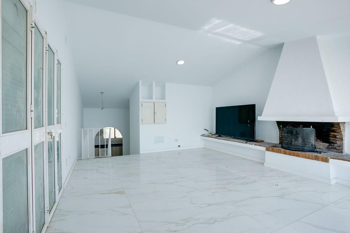 Casa de 3 Dormitorios en venta en Estepona