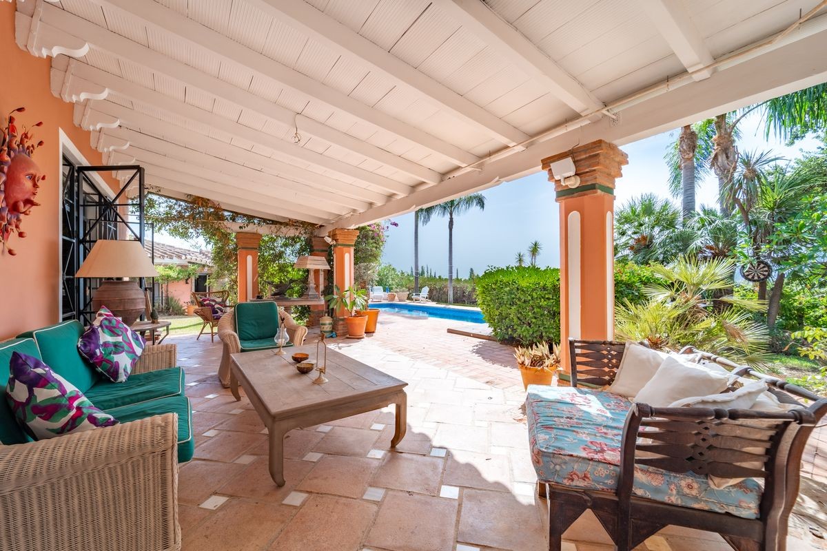4 Bed - Villa for Rent in San Pedro de Alcántara