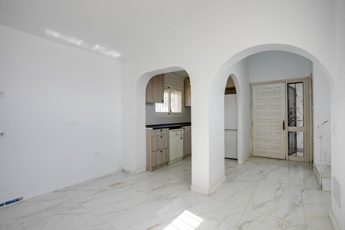 Casa de 3 Dormitorios en venta en Estepona